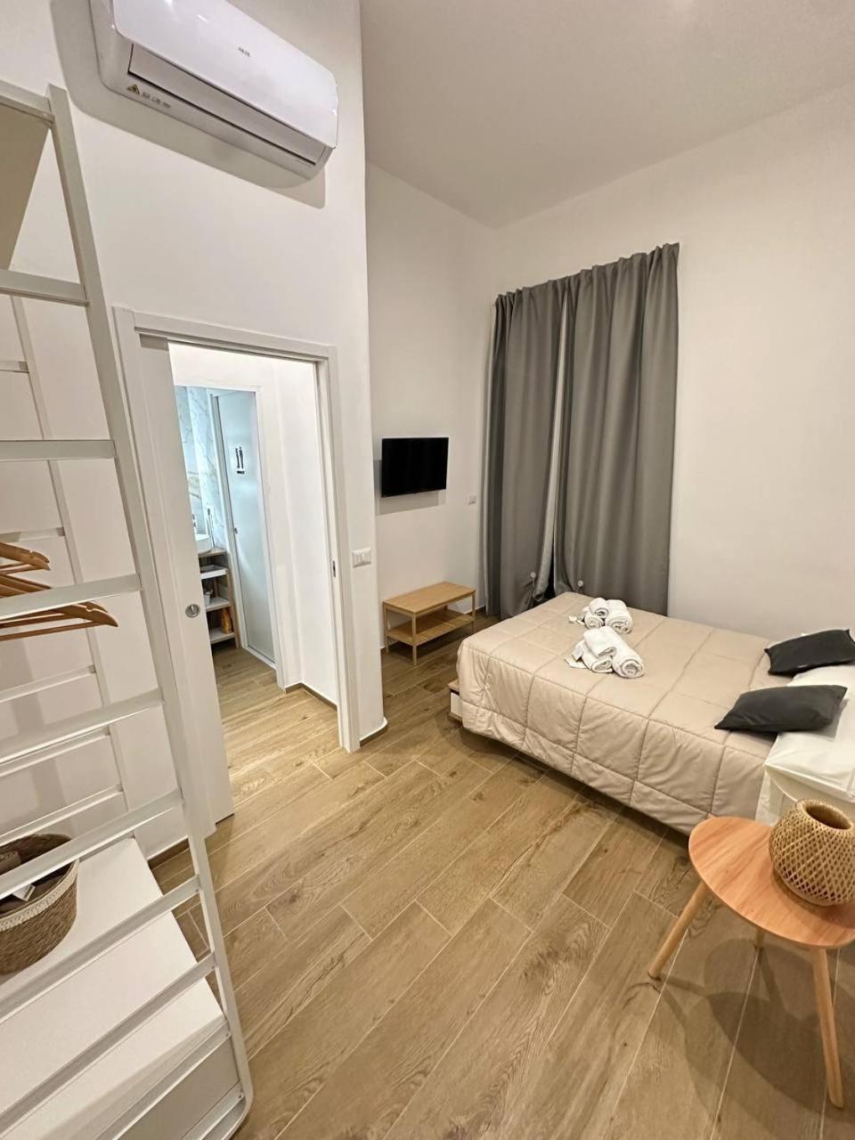 David'S Home Bari Bagian luar foto